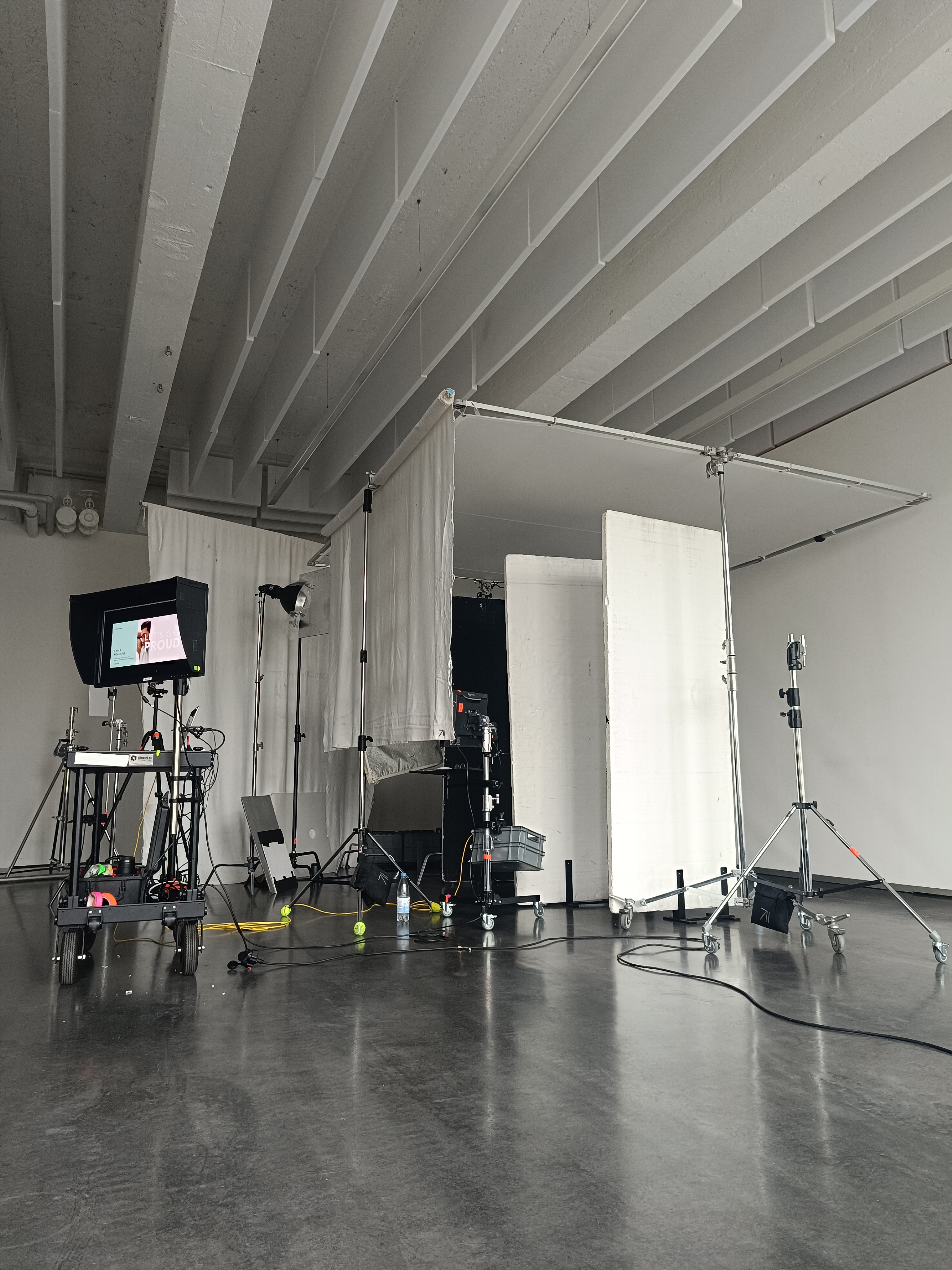 On Set 3